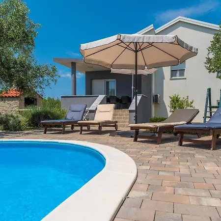 Ana - Happy Appartement Privlaka (Zadar)