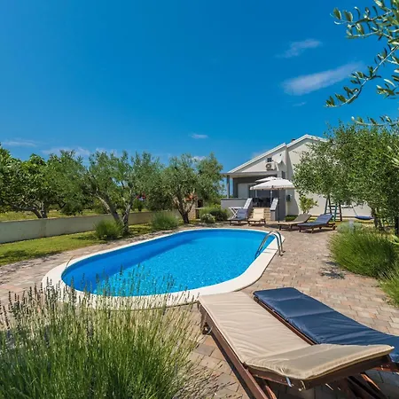 Appartement Ana - Happy Privlaka (Zadar)